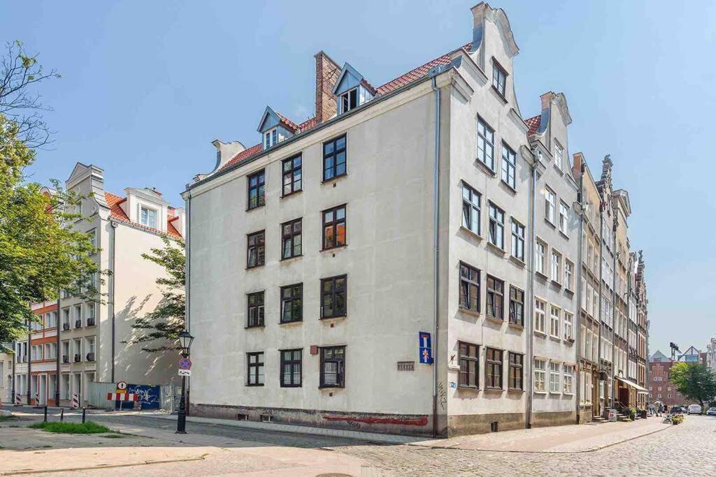 Urokliwy Apartament Gdanskアパートメント エクステリア 写真